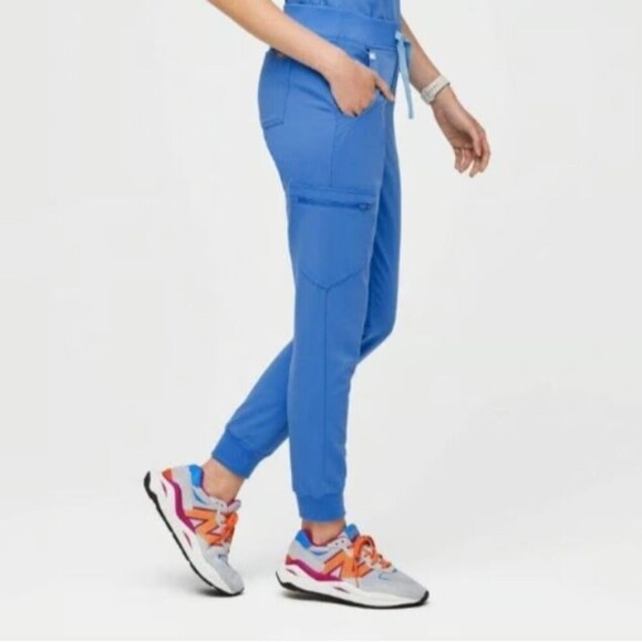 Figs Zamora Jogger Scrub Pants Small Petite Capri Blue NWOT - Picture 4 of 11
